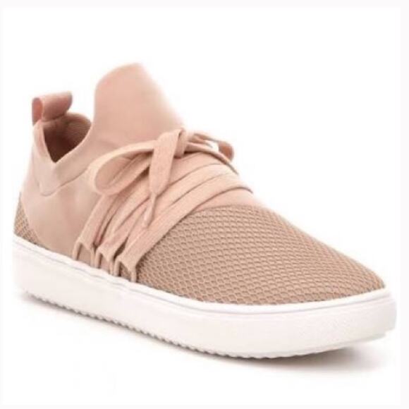 Steve Madden Blush Pink Lancer Sneakers - Picture 2 of 8